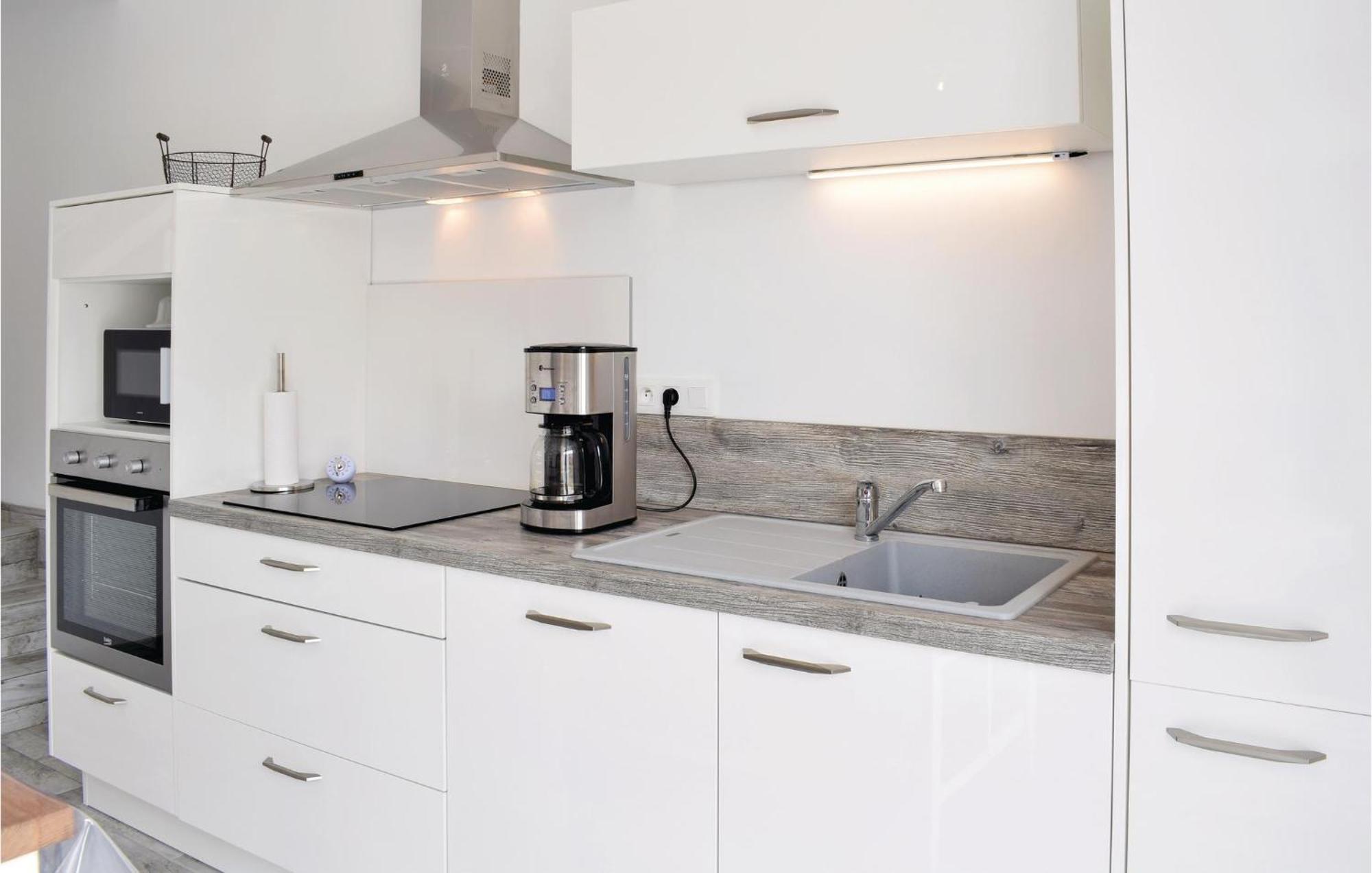 Amazing Home In Saint-Germain-Sur-Ay With Wifi Zewnętrze zdjęcie