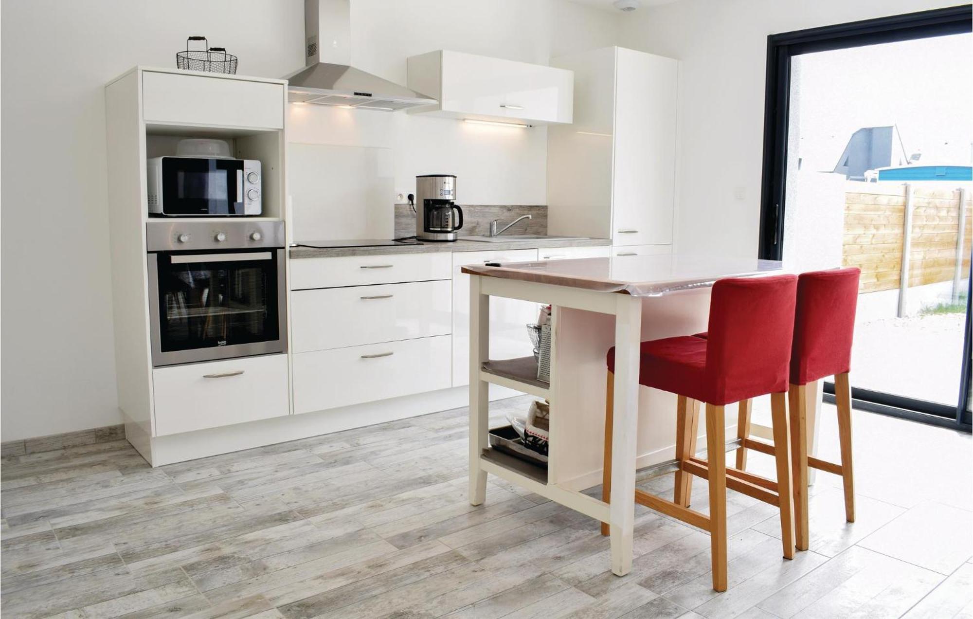Amazing Home In Saint-Germain-Sur-Ay With Wifi Zewnętrze zdjęcie